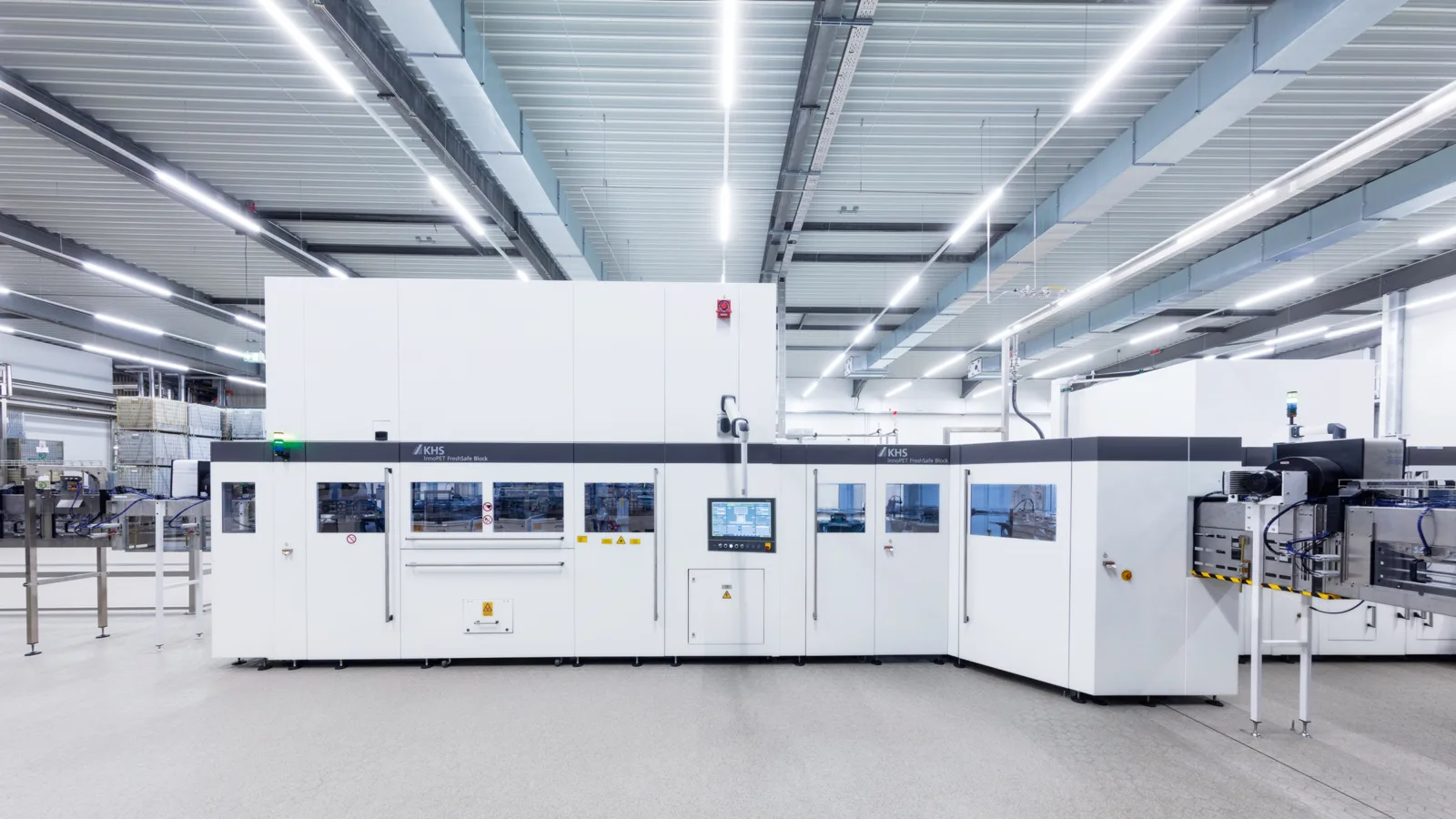 La máquina InnoPET FreshSafe Block en una nave